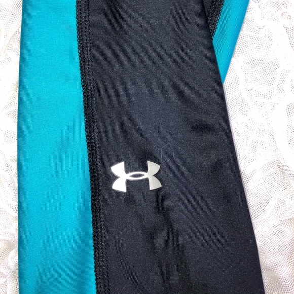 Under Armor Capris!! - Picture 4 of 6